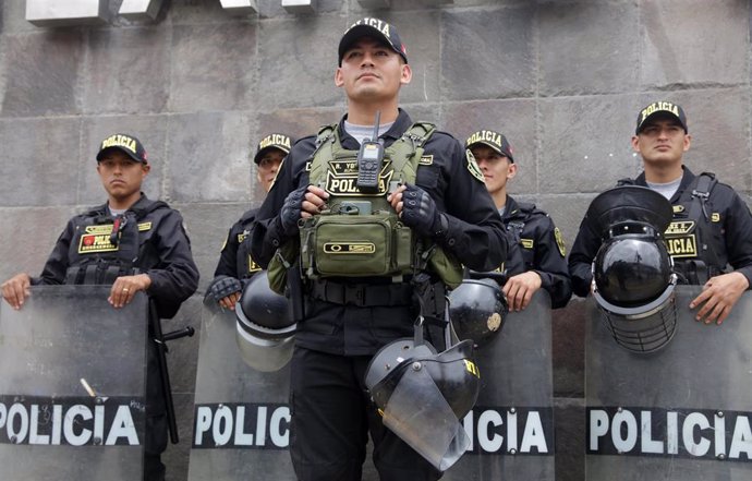 Imagen de archivo de agentes de Policía de Perú