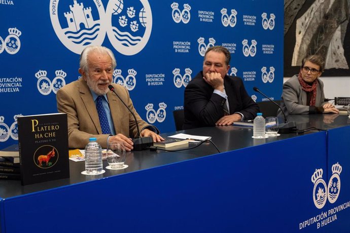 Presentación de la edición de 'Platero y yo' bilingüe español-guaraní que llegará a Paraguay y Argentina.