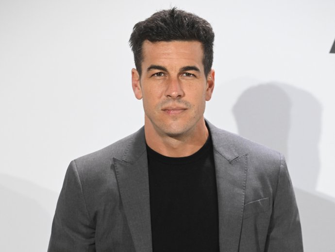 MARIO CASAS