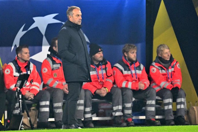 11 December 2024, North Rhine-Westphalia, Dortmund: Barcelona coach Hansi Flick stands on the touchline during the UEFA Champions League soccer match between Borussia Dortmund and FC Barcelona at Signal Iduna Park. Photo: Bernd Thissen/dpa