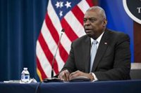 El jefe del Pentágono insta a su homólogo israelí a mantener una "consulta estrecha" sobre la situación en Siria