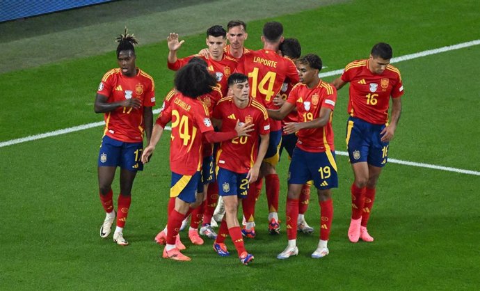 Archivo - Los jugadores de la selección española celebran un gol en la Eurocopa de Alemania de 2024