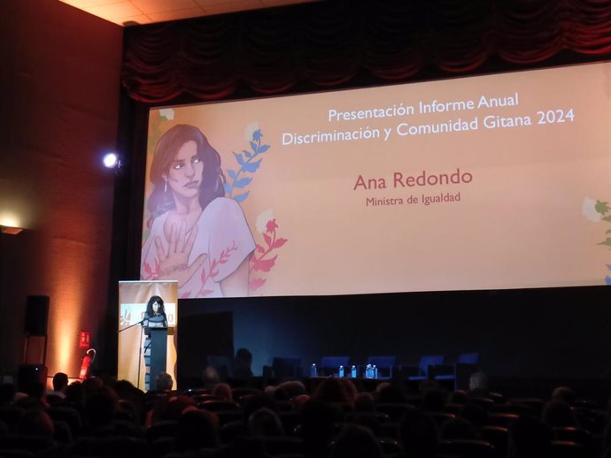 Ana Redondo en la presentación del Informe Anual de Fundación Secretariado Gitano.