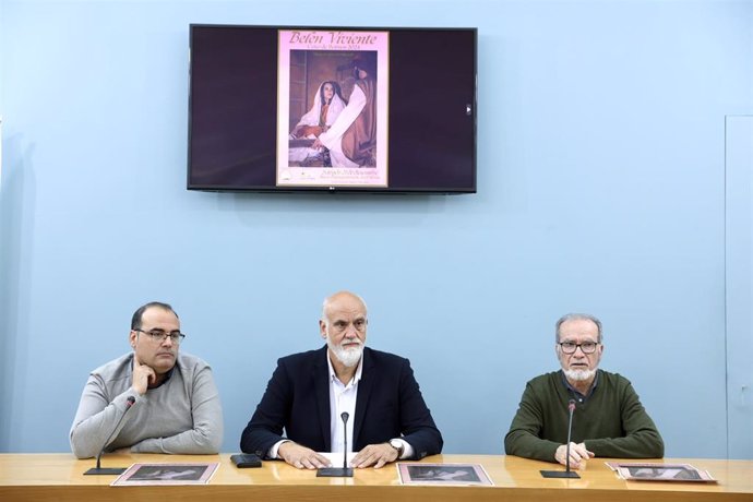 El vicepresidente segundo de Diputación, Javier Vidal, junto al alcalde de Bornos en la presentación del Belén Viviente del Coto de Bornos.