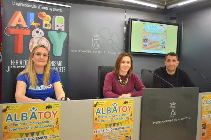 Presentación de Albatoy.