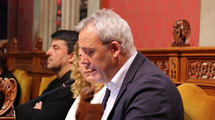 El portavoz de MÉS per Mallorca en el Consell de Mallorca, Jaume Alzamora, interviene en el pleno.