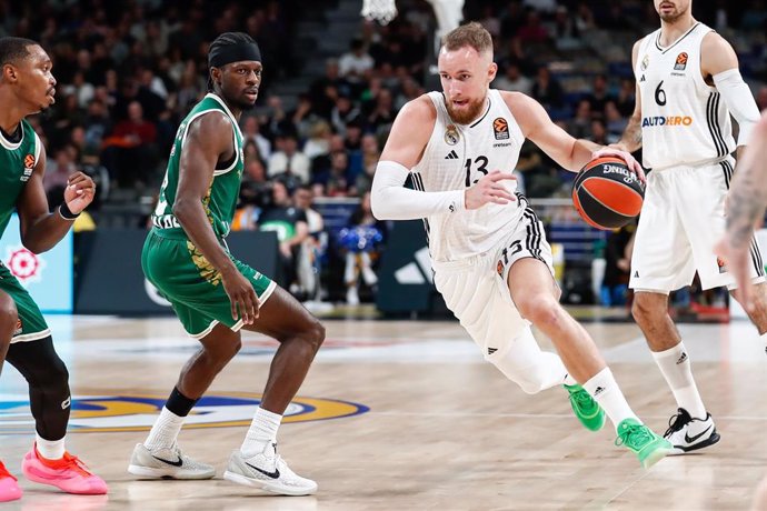 Dzanan Musa of Real Madrid in action during the Turkish Airlines EuroLeague Regular Season match between Real Madrid and Zalgiris Kaunas at Wizink Center on December 12, 2024 in Madrid, Spain.