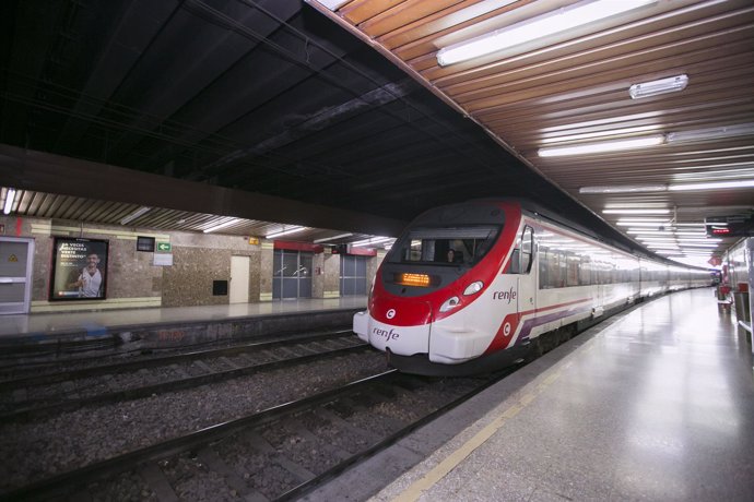 Renfe recupera el lunes el servicio de las líneas C1 València-Gandia y C2 València-Xàtiva-Moixent tras la dana 