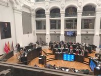 MM lamenta el 'no' a 200 enmiendas a un presupuesto que no atiende "la emergencia habitacional o el abandono del sur"