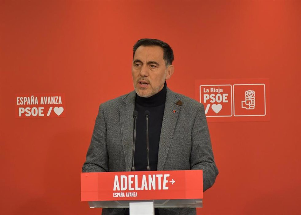 Archivo - El diputado regional, Jesús María García