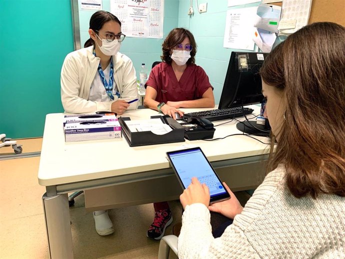 El Hospital de Arnau de Vilanova y el CUAP de Lleida usan una herramienta que indica a los pacientes desde su casa a cuál de los 2 centros de urgencias según la gravedad de sus síntomas