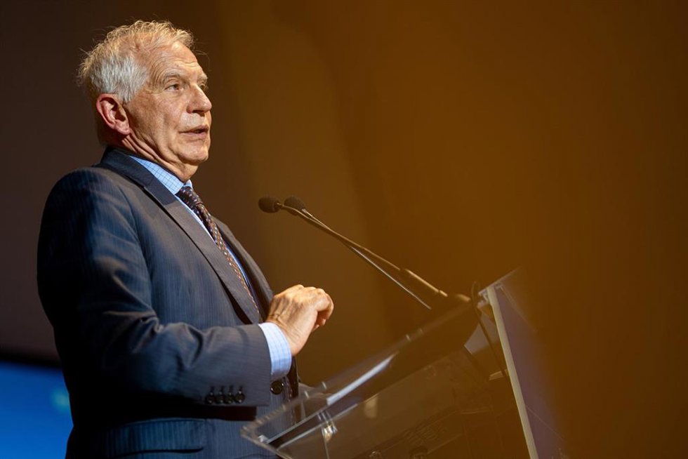 Archivo - El alto representante de la UE para Asuntos Exteriores, Josep Borrell, interviene durante la clausura de la conferencia del IEMed sobre el conflicto en Oriente Medio, en el Museu Maritim, a 27 de octubre de 2024, en Barcelona, Cataluña (España