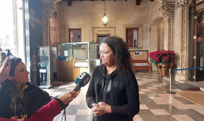 La portavoz del PSIB en el Consell de Mallorca, Catalina Cladera, en declaraciones a los medios.