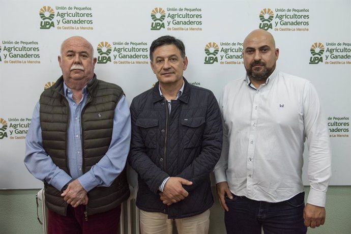 El secretario regional de UPA (Union de pequeños Agricultores y Ganaderos de Castilla-La Mancha), Julián Morcillo, ofrece una rueda de prensa para hacer un balance del año en el sector. Albacete, Castilla-La Mancha.