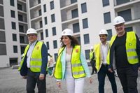 La Comunidad licitará en "los próximos meses" el Plan Solución Joven para construir vivienda asequible para jóvenes