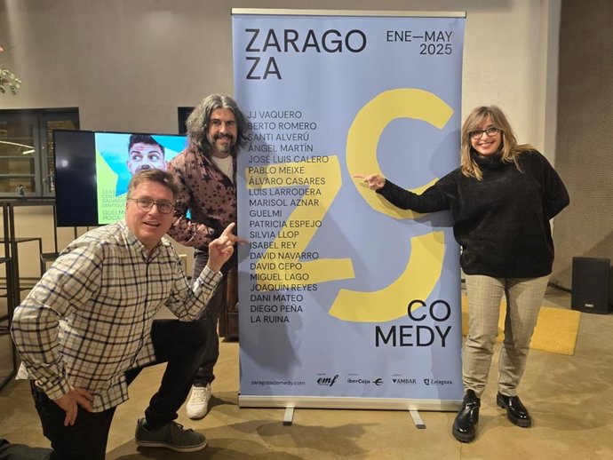De izquierda a derecha, el director de Zaragoza Comedy, Rafa Sánchez-Rubio, el cómico JJ Vaquero, y la actriz y cómica aragonesa Marisol Aznar, en la presentación este viernes de la edición XVI del Zaragoza Comedy