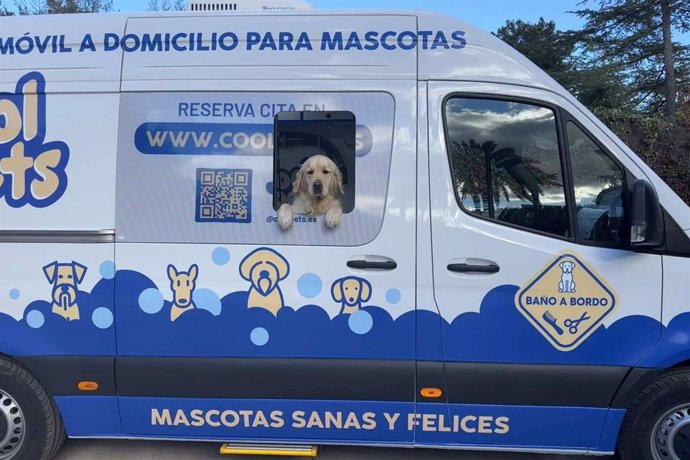 Cool Pets presenta su innovador servicio de peluquería móvil a domicilio para mascotas.