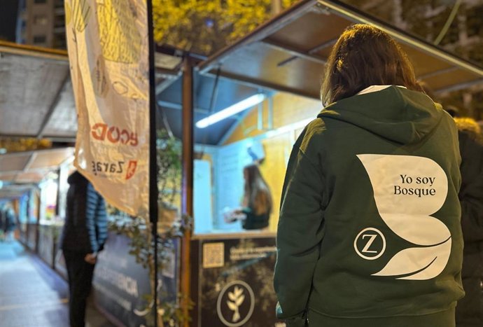 Caseta de Navidad de El Bosque de los Zaragozanos instalada en la Plaza Aragón de Zaragoza.