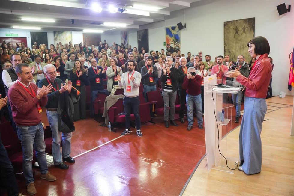 La secretaria general del PSPV-PSOE y ministra de Ciencia, Innovación y Universidades, Diana Morant, interviene durante el Comité Nacional del PSPV-PSOE, en la sede de UGT-PV, a 14 de diciembre de 2024, en Valencia, Comunidad Valenciana (España).
