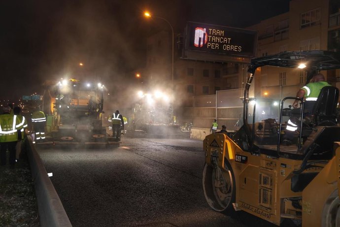 Obras durante las noches en las carreteras