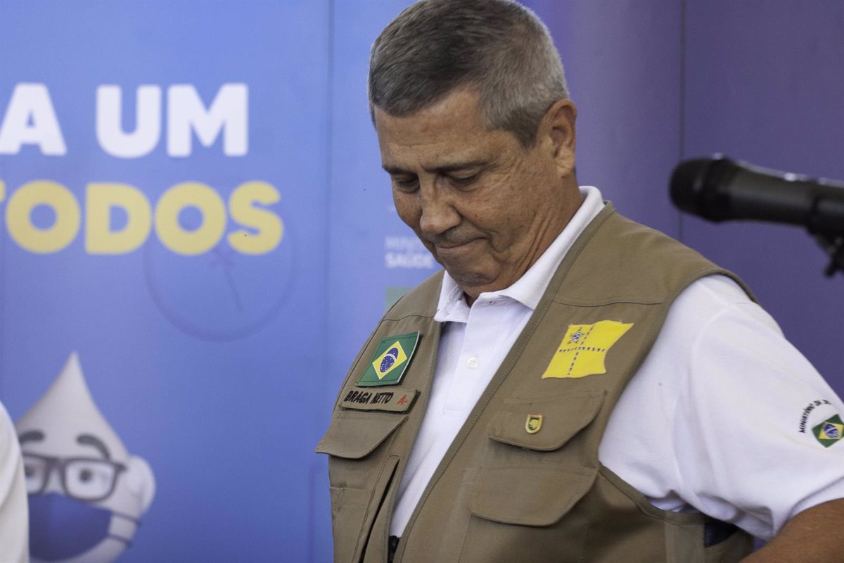 Former Brazilian Defense Minister and Bolsonaro’s ‘number two’ arrested for his alleged role in a coup plot