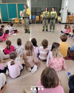 Programa en escuelas de Valencia de Agents Rurals de la Generalitat de Catalunya