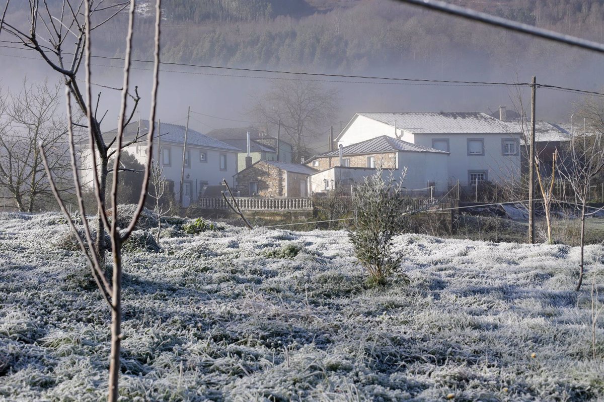 El termómetro se desploma en Calvos de Randín (Ourense) y llega a los -8.6 grados, la temperatura más baja de Galicia