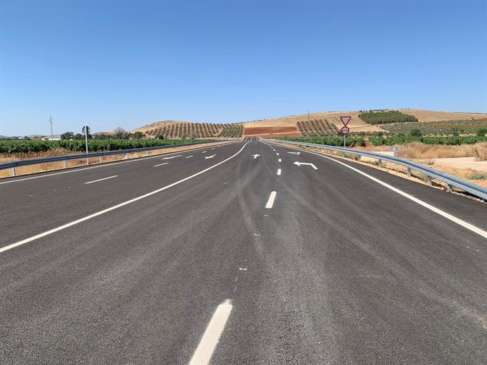 Archivo - Carretera.