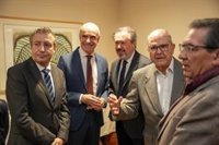 Espadas: Lo que "va a decidir el PSOE-A" próximamente no tiene "nada que ver" con "conjeturas" que "respeta"
