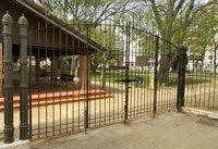 Jerez (Cádiz) cierra parques, instalaciones deportivas, el Zoo y su cementerio por la alerta de fuerte viento