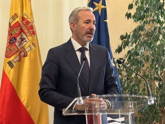 El presidente del Gobierno de Aragón, Jorge Azcón, en su comparencia de este martes en el Edificio Pignatelli.