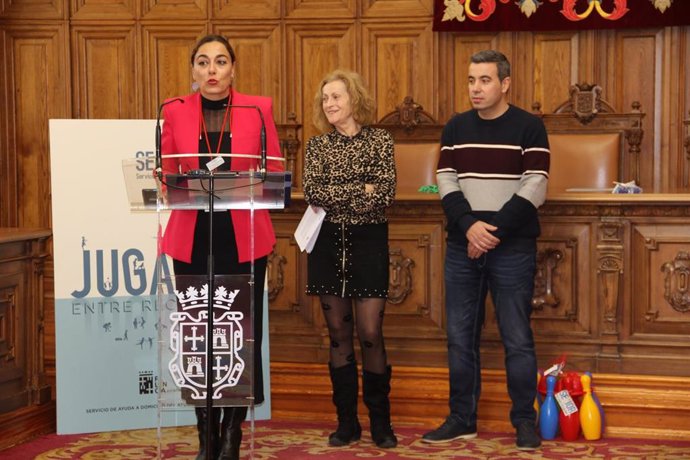 Presentación de la revista 'Jugando entre recuerdos'.