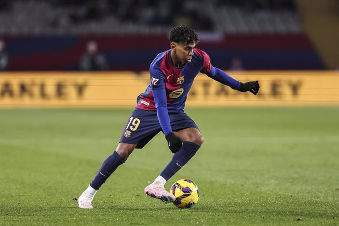 Lamine Yamal of FC Barcelona in action during the Spanish league, La Liga EA Sports, football match played between FC Barcelona and CD Leganes at Estadio Olimpico de Montjuic on December 15, 2024 in Barcelona, Spain.