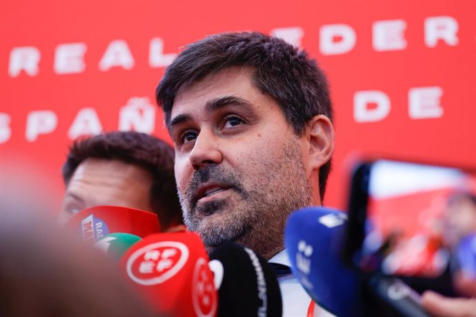 David Aganzo, presidente de la AFE, atiende a los medios tras las elecciones de la RFEF