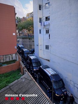 Operativo policial en el distrito de Horta-Guinardó, en Barcelona