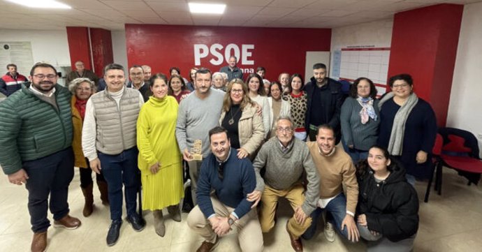 El PSOE de Huelva destaca el "enorme trabajo y honestidad" Diego Pichardo en Rociana, tras 17 años en el Ayuntamiento.