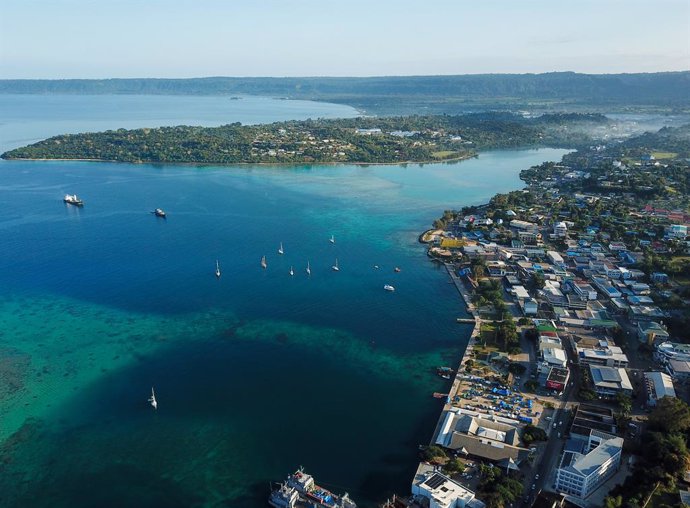 Archivo - Imagen aérea de la capital de Vanuatu, Port Vila (archivo)