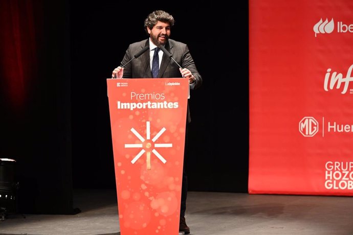 El presidente de la Comunidad, Fernando López Miras, clausuró anoche la gala de los Premios Importantes 2024, organizados por el diario La Opinión de Murcia