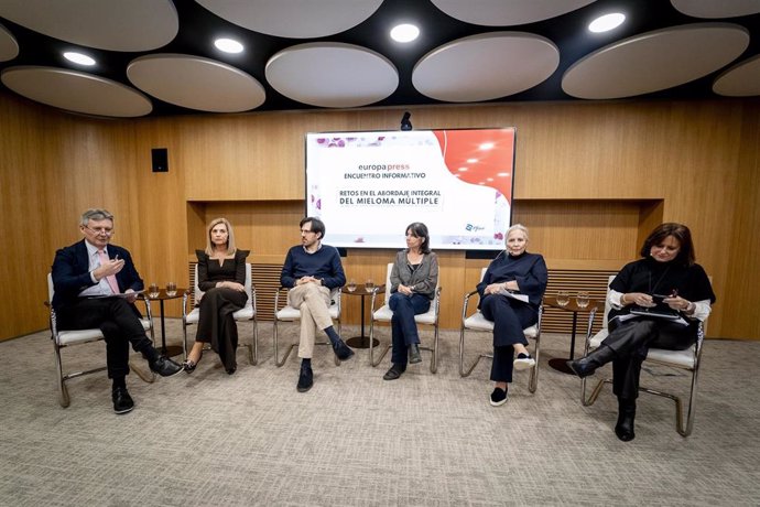 Encuentro informativo 'Retos en el abordaje integral del mieloma múltiple: el valor de la innovación en la calidad de vida de los pacientes', organizado por Europa Press y Pfizer.