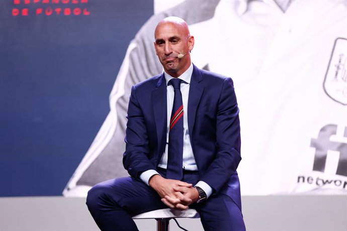Archivo - Luis Rubiales, President of RFEF, attends during the presentation of Luis de la Fuente as new head coach of Spain football team at Ciudad del Futbol on december 12, 2022, in Las Rozas, Madrid, Spain.