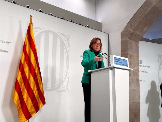 La consellera y portavoz del Govern, Sílvia Paneque, en una rueda de prensa en el Palau de la Generalitat