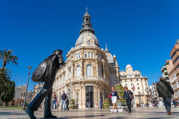 La concentración será a las 12.00 horas
