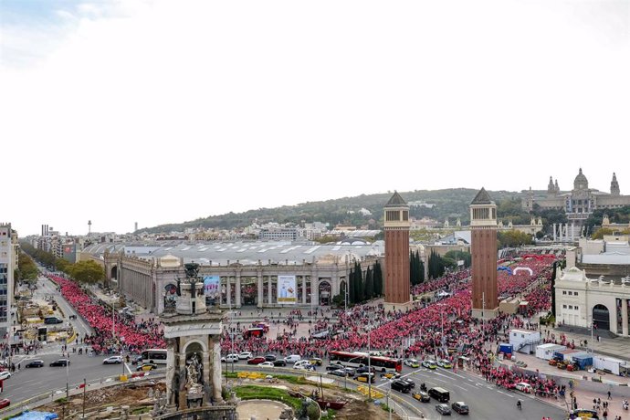 La Carrera de la Mujer reúne en 2024 a más de 100.000 atletas con sus nueve citas.