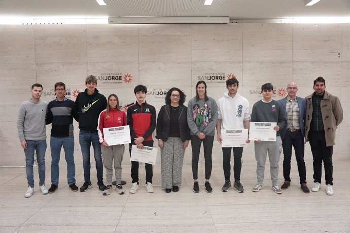 Entrega de diplomas a los deportistas aragoneses de alto rendimiento en la Universidad San Jorge.