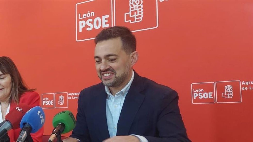 El procurador Diego Moreno este martes en una rueda de prensa.