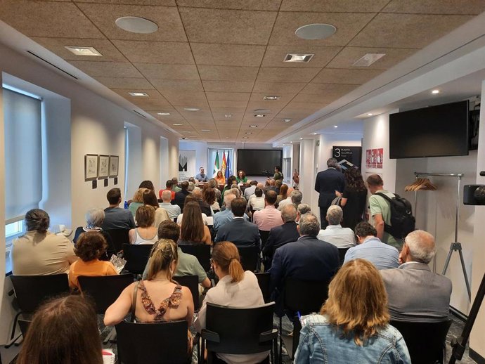 Archivo - Inauguración de la muestra '“Rolando 2:15-2:55. 50 años de la primera masacre de ETA'