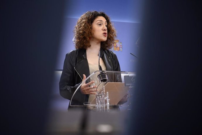 Archivo - La portavoz de Sumar en el Congreso, Aina Vidal, durante una rueda anterior a la reunión de la Junta de Portavoces, a 15 de octubre de 2024, en Madrid (España).