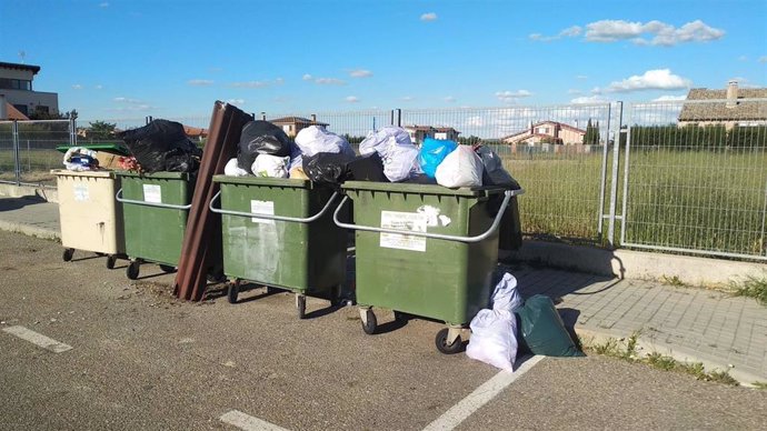 El Ayuntamiento de Aldemayor analiza mañana las alegaciones contra la subida del 94% de la tasa de basuras.