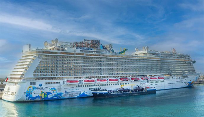 Archivo - Crucero en el puerto de Barcelona