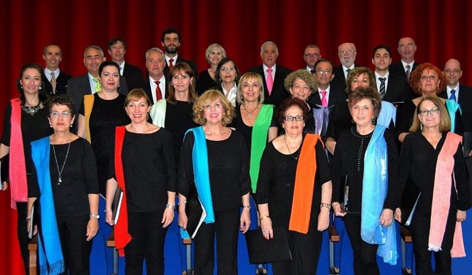 Coro del Teatro Lírico onubense.